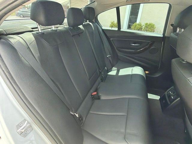 BMW 3 Series 4dr Sdn 328i RWD South Africa 2015