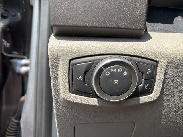 Ford Super Duty F-350 SRW King Ranch 4WD Crew Cab 8' Box 2022