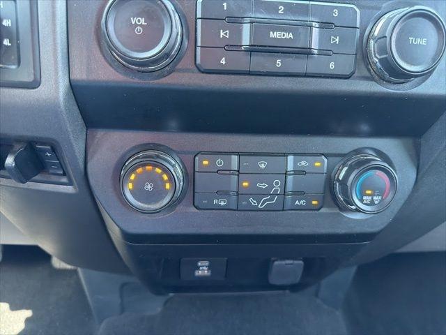 Ford Super Duty F-350 SRW King Ranch 4WD Crew Cab 8' Box 2022