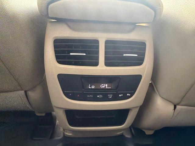 Acura MDX SH-AWD 4dr Tech Pkg 2015
