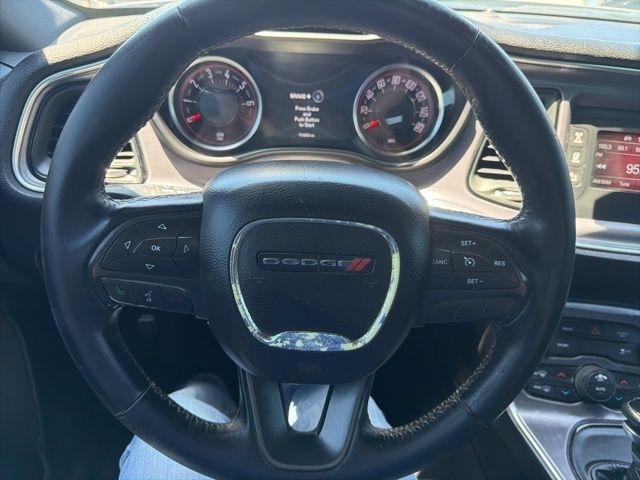 Dodge Challenger SXT Coupe 2017