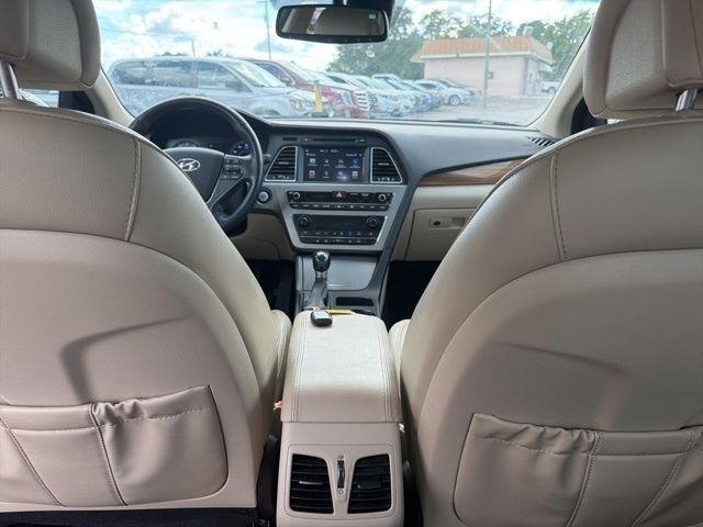 Hyundai Sonata 4dr Sdn 2.4L Limited 2015