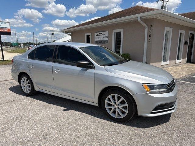 Volkswagen Jetta Sedan 4dr Auto 1.8T SE 2015