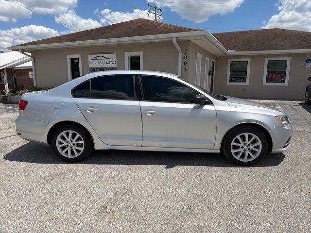 Volkswagen Jetta Sedan 4dr Auto 1.8T SE 2015