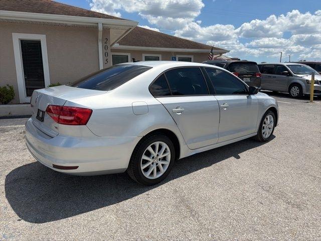 Volkswagen Jetta Sedan 4dr Auto 1.8T SE 2015