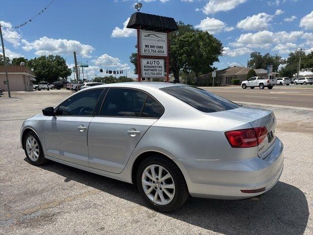 Volkswagen Jetta Sedan 4dr Auto 1.8T SE 2015