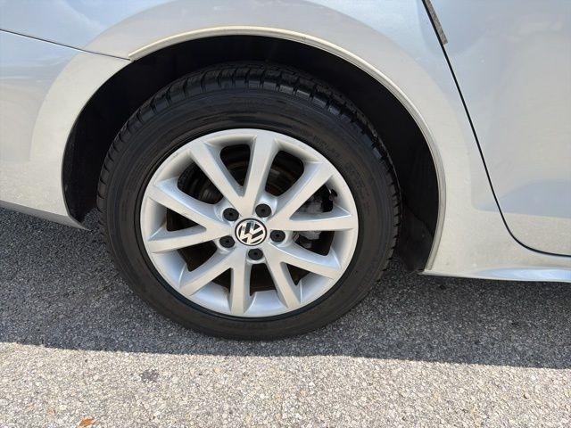 Volkswagen Jetta Sedan 4dr Auto 1.8T SE 2015