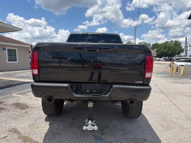 RAM 1500 4WD Crew Cab 140.5" Express 2015