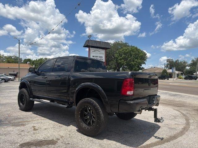 RAM 1500 4WD Crew Cab 140.5" Express 2015