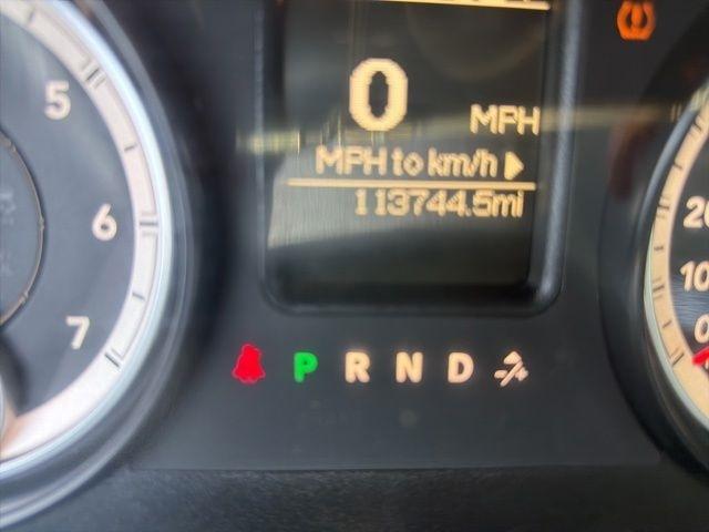 RAM 1500 4WD Crew Cab 140.5" Express 2015