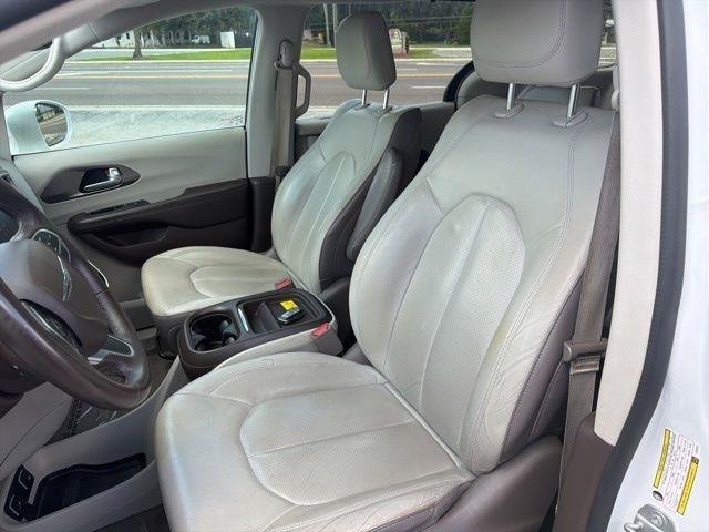 Chrysler Pacifica Touring L FWD 2018