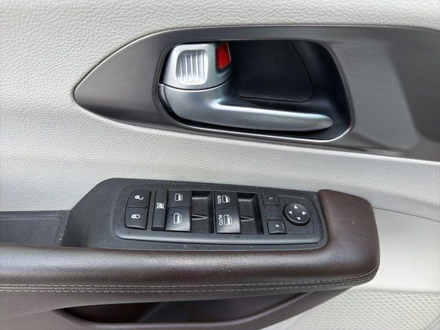Chrysler Pacifica Touring L FWD 2018