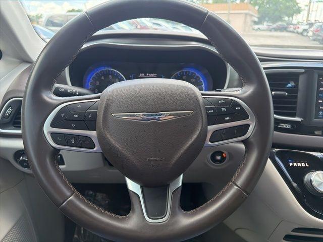 Chrysler Pacifica Touring L FWD 2018