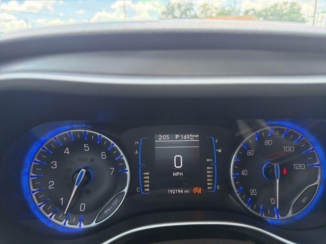 Chrysler Pacifica Touring L FWD 2018