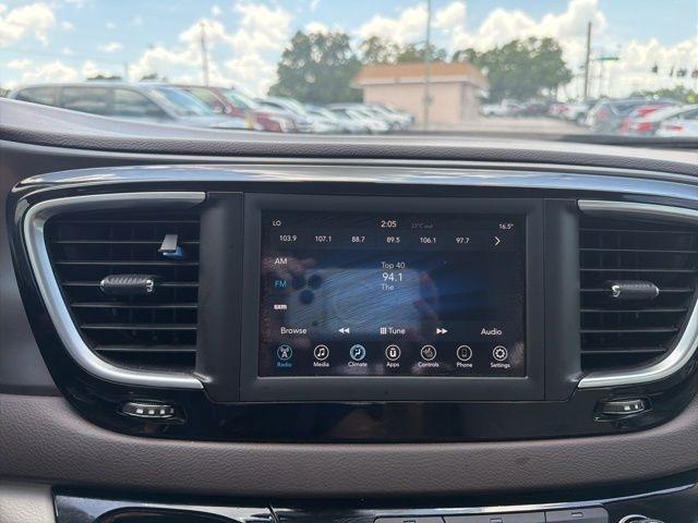 Chrysler Pacifica Touring L FWD 2018