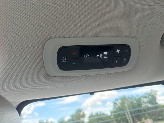 Chrysler Pacifica Touring L FWD 2018