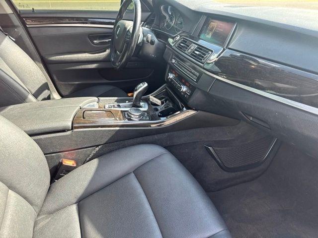 BMW 5 Series 4dr Sdn 528i xDrive AWD 2016