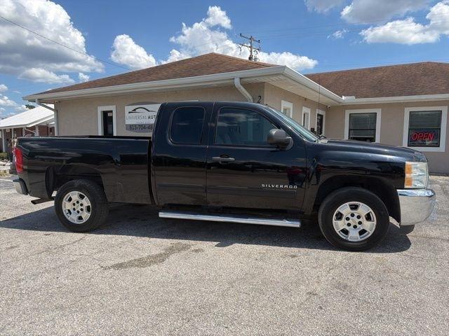 Chevrolet Silverado 1500 2WD Ext Cab 143.5" LT 2012