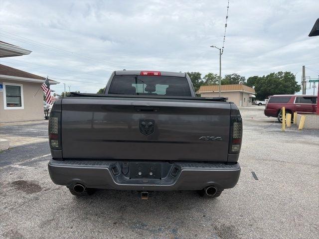RAM 1500 4WD Quad Cab 140.5" Express 2016