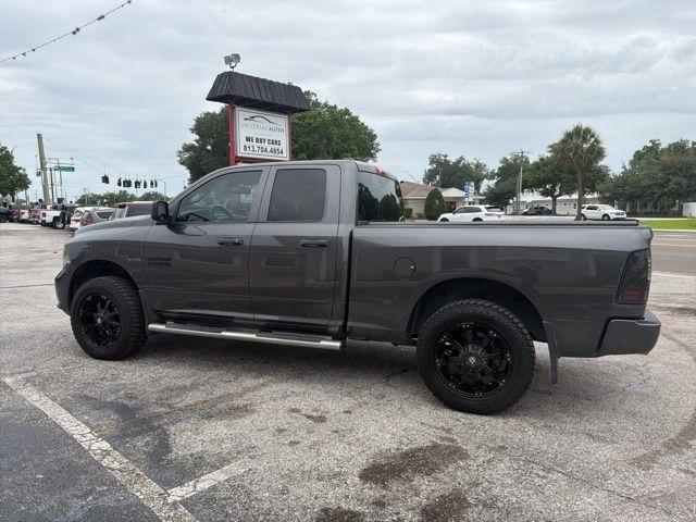 RAM 1500 4WD Quad Cab 140.5" Express 2016