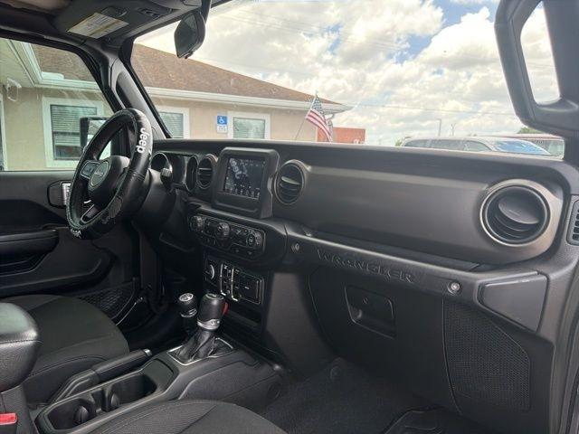 Jeep Wrangler Unlimited Willys 4x4 2020