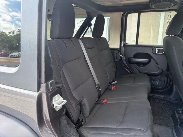 Jeep Wrangler Unlimited Willys 4x4 2020