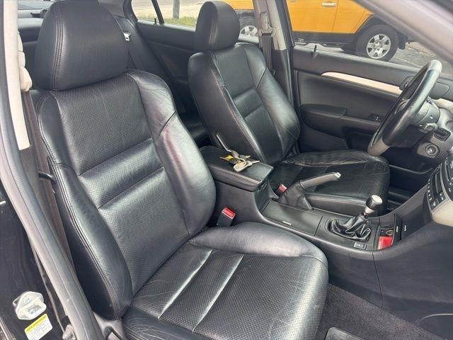 Acura TSX 4dr Sport Sdn Manual 2004