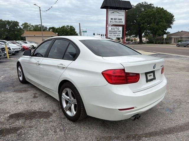 BMW 3 Series 4dr Sdn 328i RWD 2012