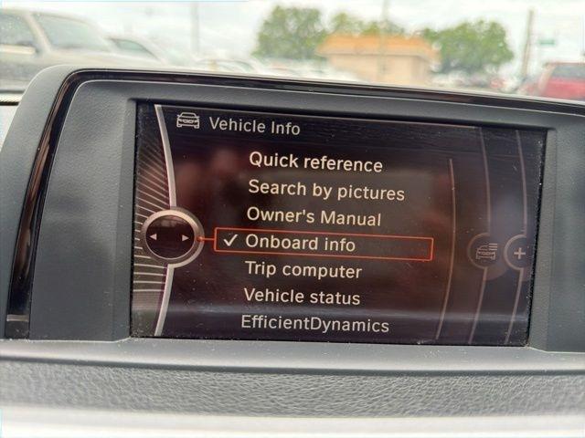 BMW 3 Series 4dr Sdn 328i RWD 2012