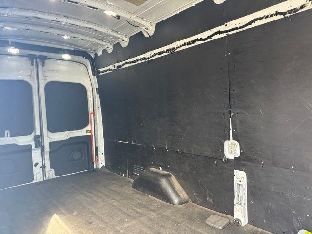 Ford Transit Cargo Van T-250 148" EL Hi Rf 9070 GVWR RWD 2023
