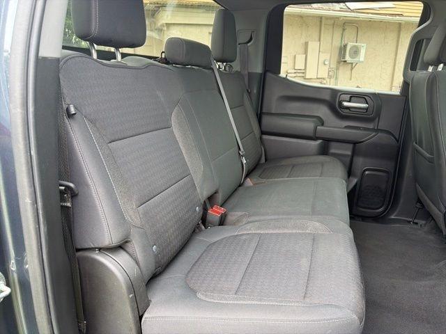 Chevrolet Silverado 1500 4WD Crew Cab 147" LT 2020