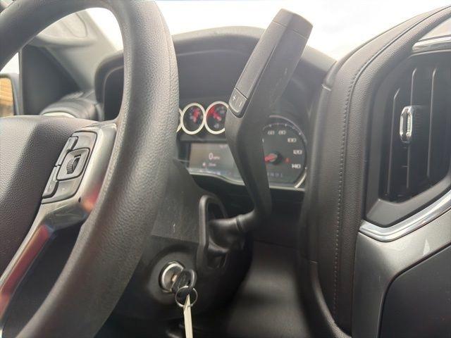 Chevrolet Silverado 1500 4WD Crew Cab 147" LT 2020