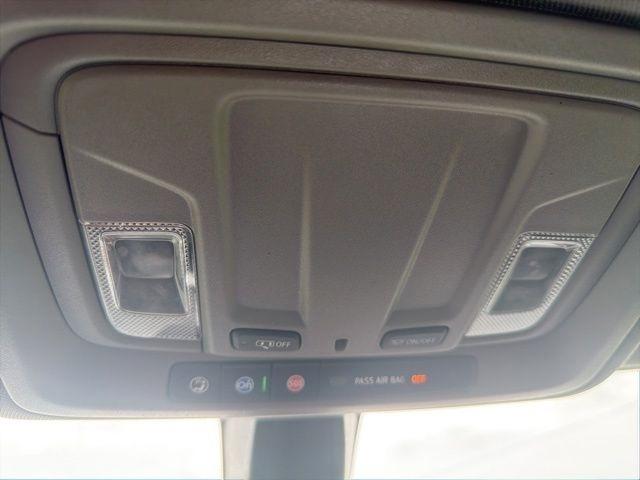 Chevrolet Silverado 1500 4WD Crew Cab 147" LT 2020