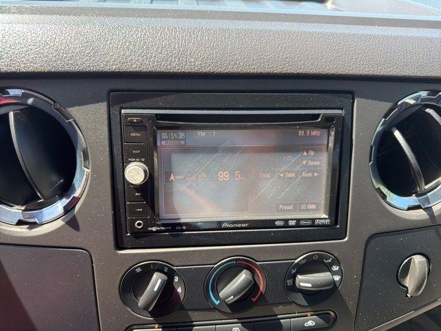 Ford Super Duty F-550 DRW 4WD Crew Cab 176" WB 60" CA Lariat 2008