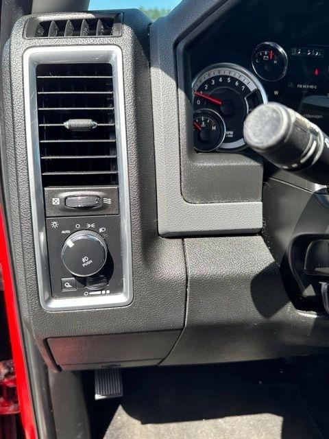 RAM 1500 Classic Big Horn 4x2 Crew Cab 6'4" Box 2019