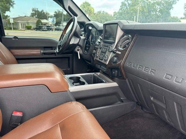 Ford Super Duty F-350 SRW 4WD Crew Cab 156" King Ranch 2016