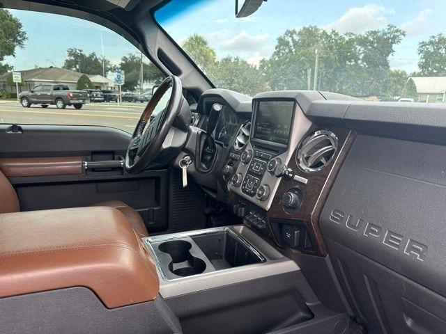 Ford Super Duty F-350 SRW 4WD Crew Cab 156" King Ranch 2016