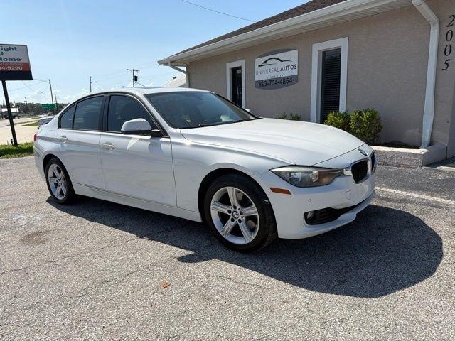 BMW 3 Series 4dr Sdn 328i RWD 2014