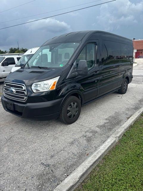 Ford Transit Wagon T-350 148" Med Roof XLT Sliding RH Dr 2015