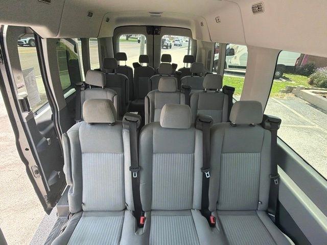 Ford Transit Wagon T-350 148" Med Roof XLT Sliding RH Dr 2015
