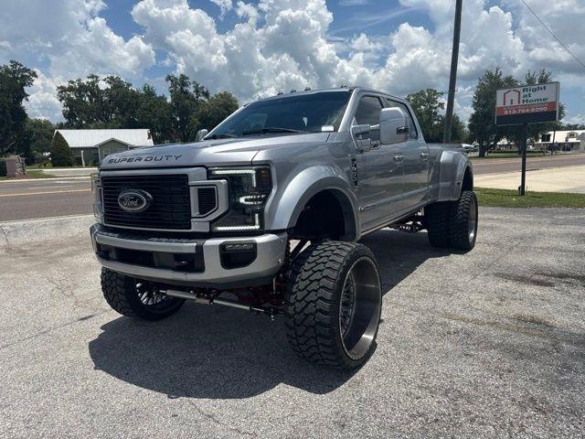 Ford Super Duty F-450 DRW King Ranch 4WD Crew Cab 8' Box 2022
