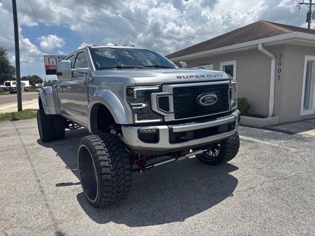 Ford Super Duty F-450 DRW King Ranch 4WD Crew Cab 8' Box 2022