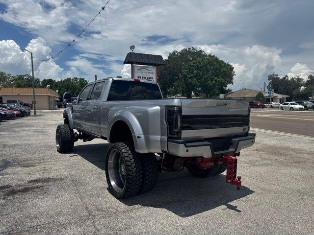 Ford Super Duty F-450 DRW King Ranch 4WD Crew Cab 8' Box 2022