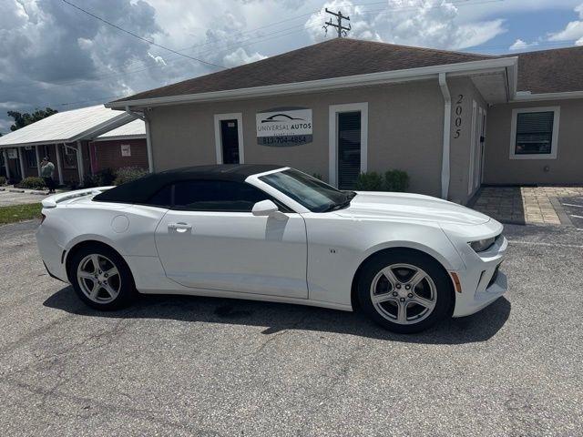 Chevrolet Camaro 2dr Conv 1LT 2017