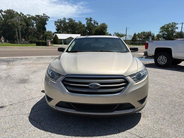 Ford Taurus SE FWD 2018