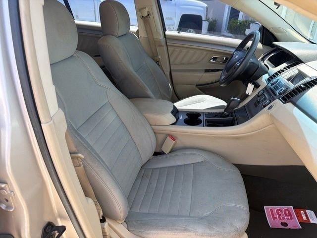 Ford Taurus SE FWD 2018