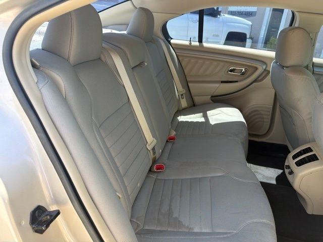 Ford Taurus SE FWD 2018