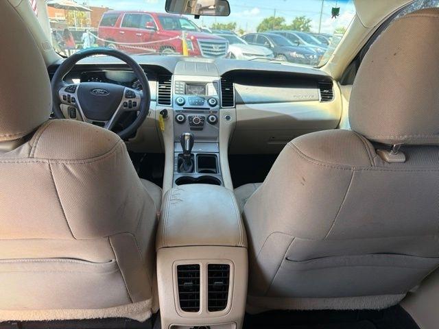 Ford Taurus SE FWD 2018