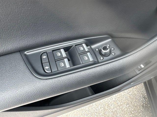 Audi Q7 SE Premium Plus 55 TFSI quattro 2019
