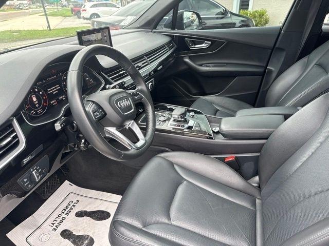 Audi Q7 SE Premium Plus 55 TFSI quattro 2019